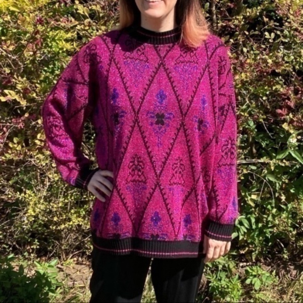 Vintage metallic magenta diamond pattern sweater